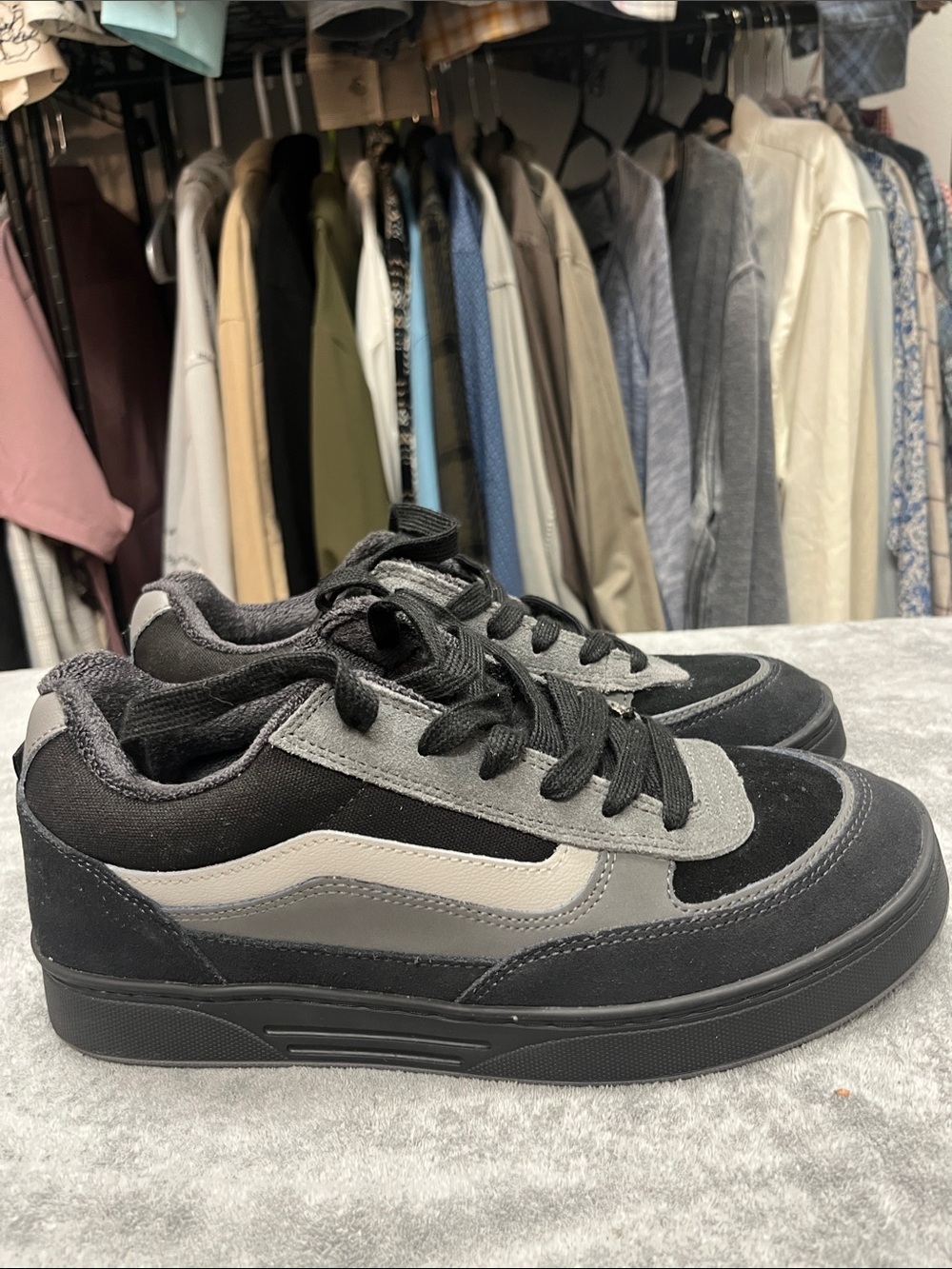 Vans Skate Estazzo Black and Gray Low-Top Sneakers